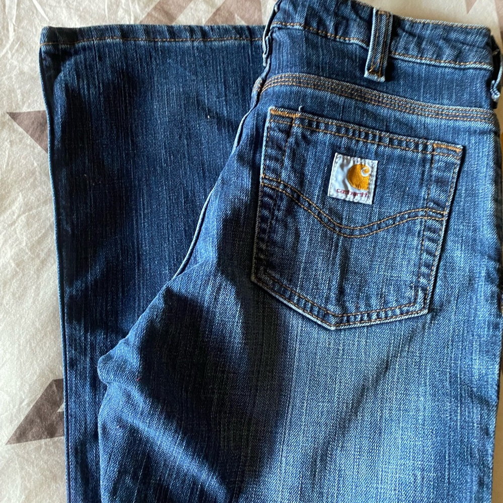 Women’s Carhartt jeans 2/30